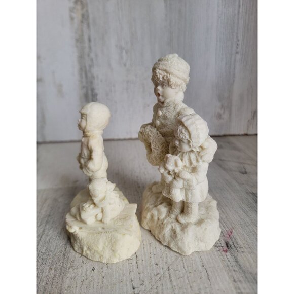 Winter lights children play snow sled Xmas figure decor set - Picture 3 of 7